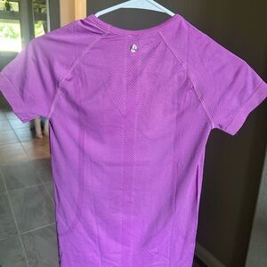Lululemon swiftly tech shirt